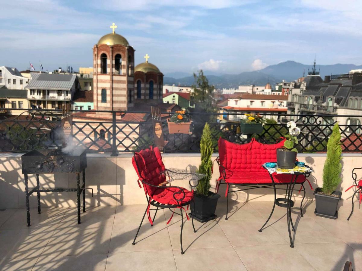 Piazza Batumi Guesthouse Exterior foto