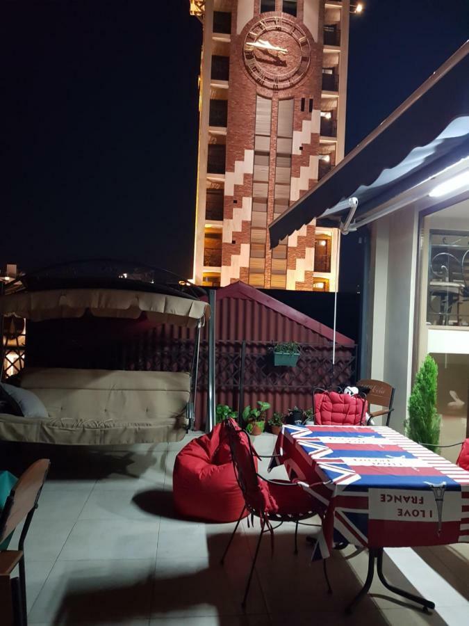 Piazza Batumi Guesthouse Exterior foto